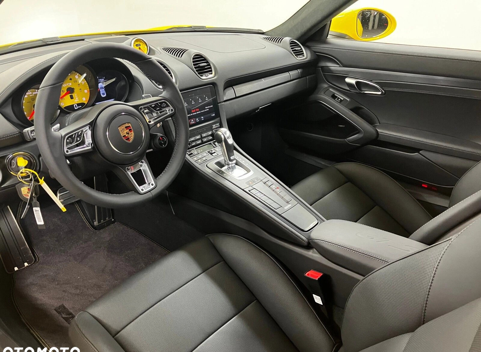 Porsche 718 Cayman cena 559000 przebieg: 2565, rok produkcji 2023 z Poniec małe 781